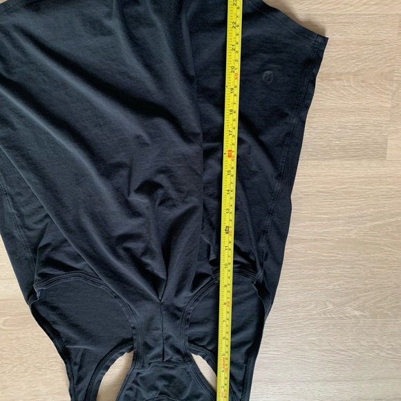 Lululemon Athletica Woman’s Size 8 Tank Top - Picture 7 of 8